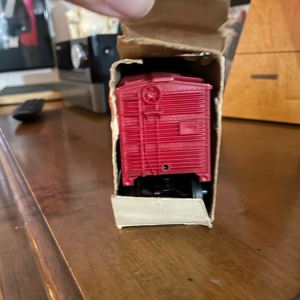 1958 Lionel box car in box